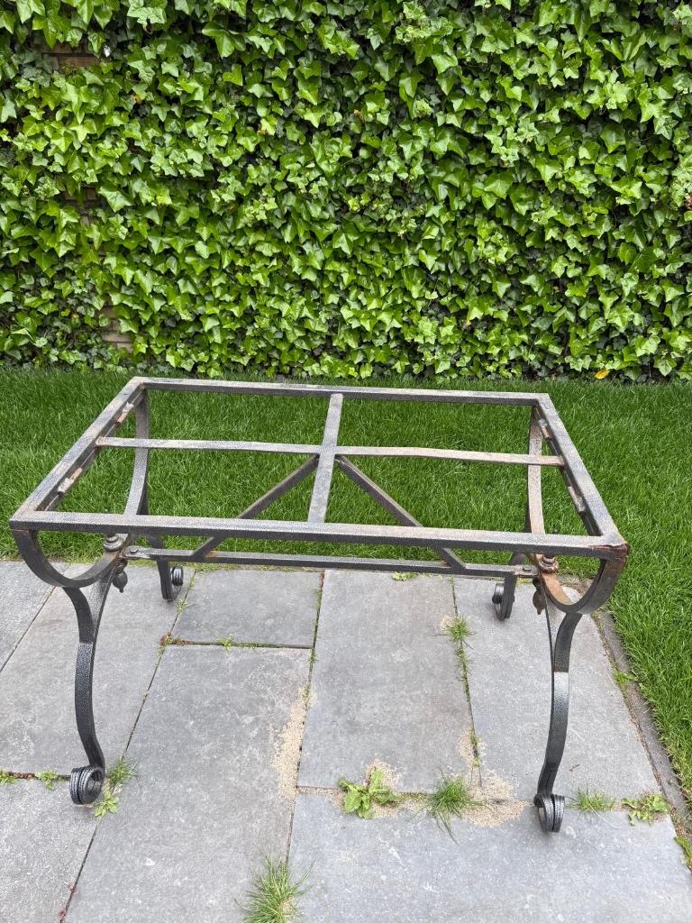 Gietijzer onderstel van een (tuin)tafel, Ophalen, Gebruikt, Rechthoekig, Metaal