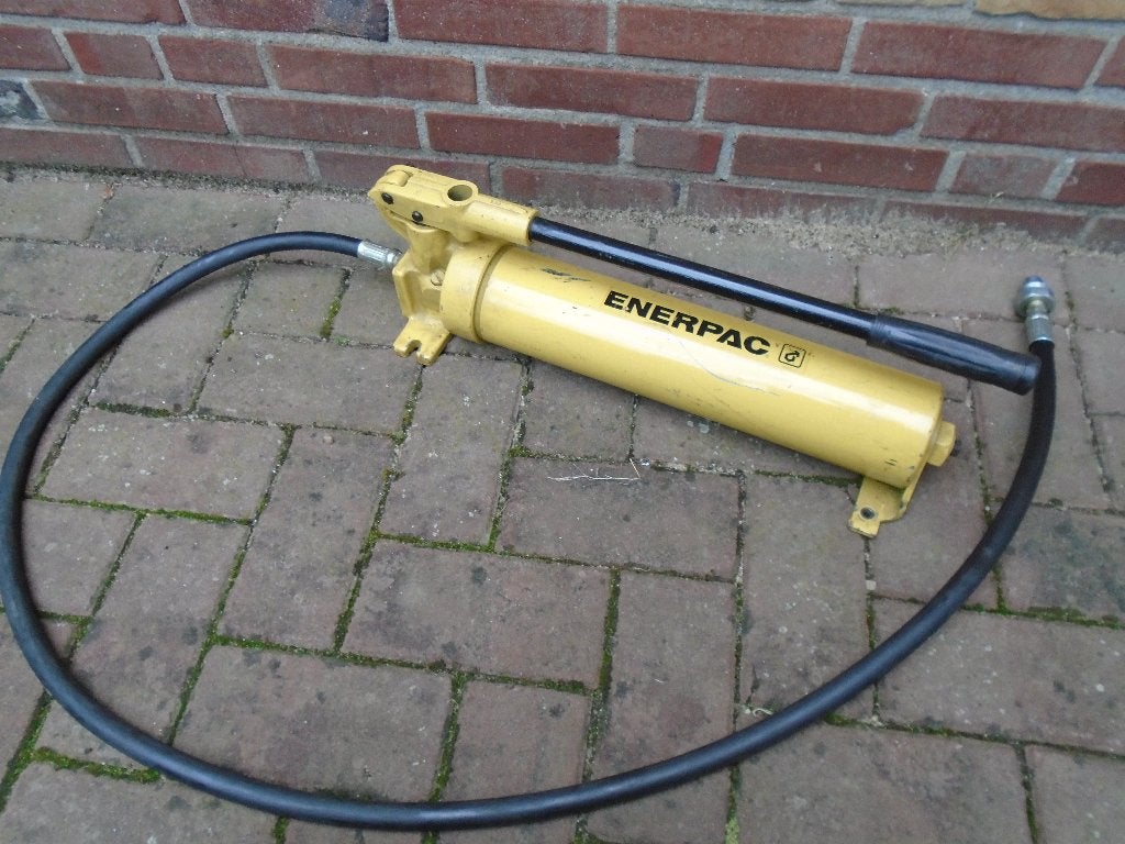 Werkplaatspers, hydrauliek pomp, pomp. Enerpac, Ophalen, Gebruikt