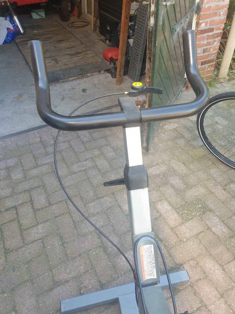 home trainer, Sport en Fitness, Fitnessapparatuur, Ophalen, Gebruikt, Metaal, Benen