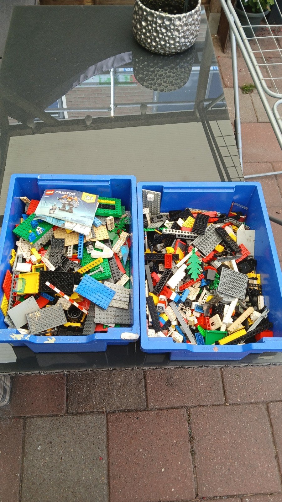 Twee bakken vol diverse LEGO stenen en poppetjes, Ophalen, Gebruikt, Lego, Losse stenen