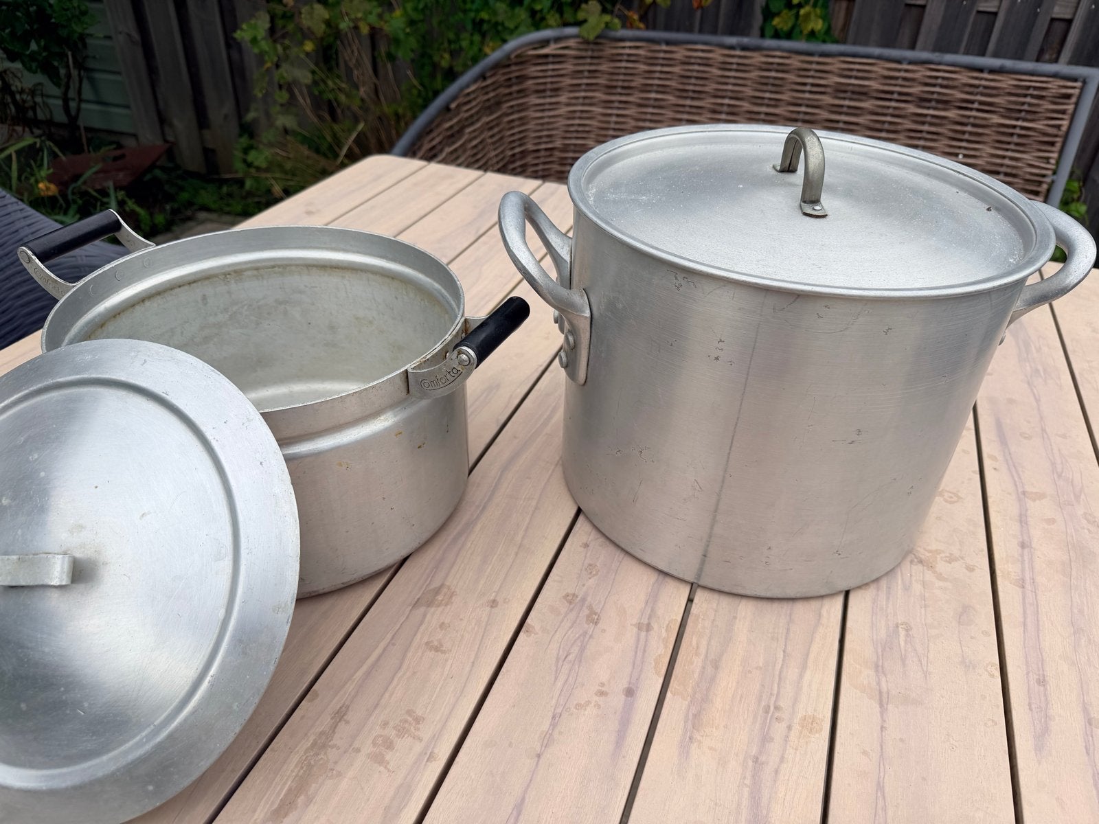 Grote aluminium kookpannen met deksel - 17.5L en 10L, Huis en Inrichting, Ophalen, Gebruikt, Met deksel, Aluminium