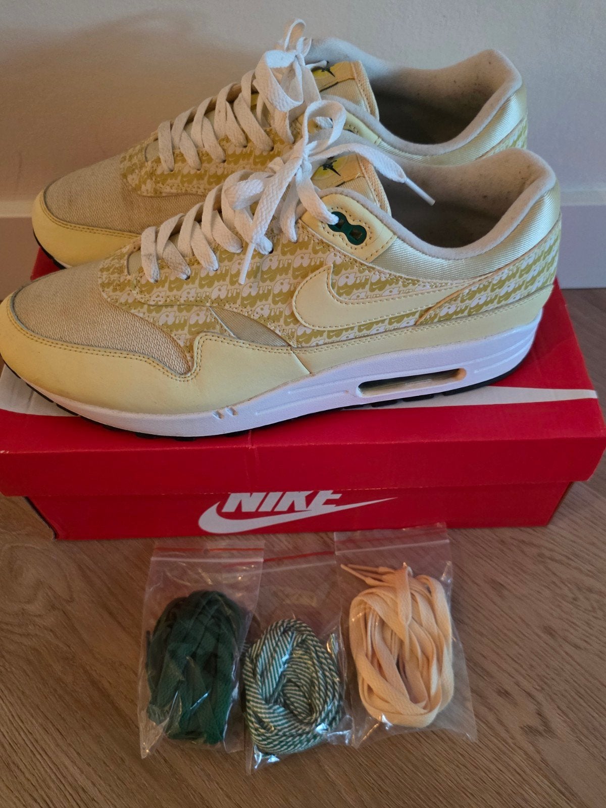 Nike Air Max 1 'Lemonade' - Zo goed als nieuw, Overige kleuren, Nike, Ophalen of Verzenden, Sneakers of Gympen