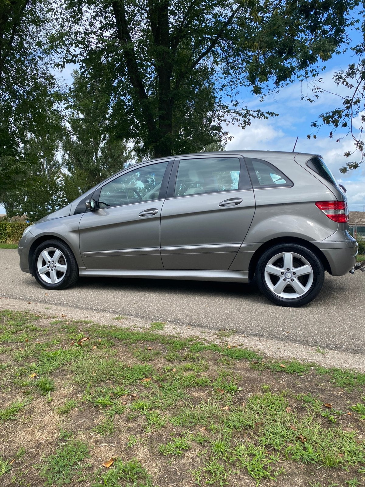 Mercedes-Benz B-Klasse 2.0 B200 Turbo 5DRS CVT 2007 Grijs, Auto's, Mercedes-Benz, 4 cilinders, Metallic lak, Particulier, 193 pk