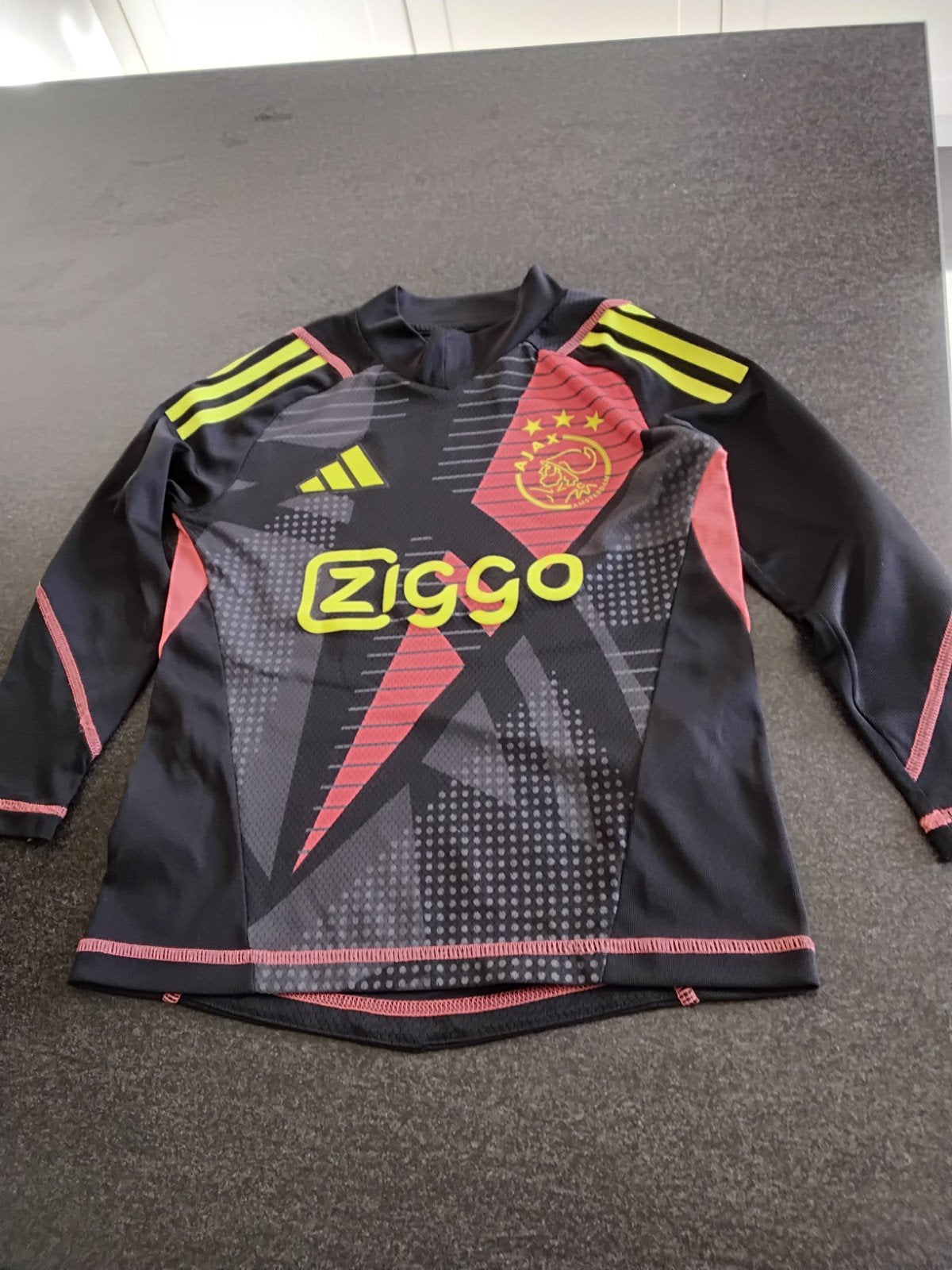 ajax trainings trui maat 128 zo goed als nieuw, Maat XS of kleiner, Ophalen, Zo goed als nieuw, Shirt
