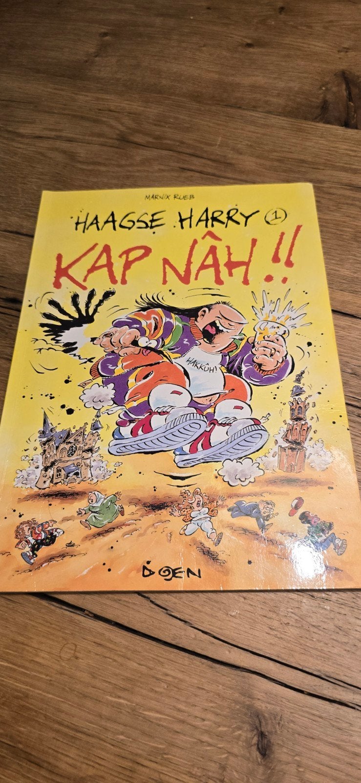 Haagse Harry 1: Kap Nâh!! - Marnix Rueb, Gelezen, Eén stripboek, Ophalen of Verzenden, Marnix Rueb