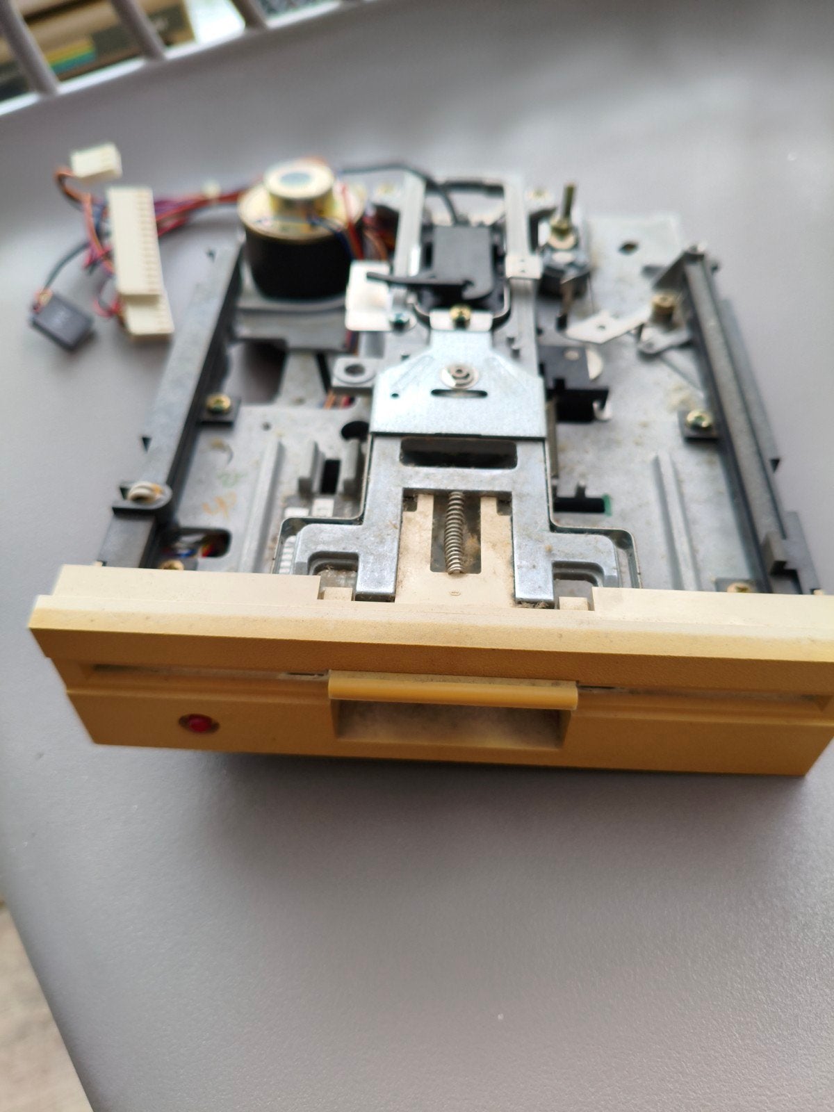 ALPS diskdrive voor de Commodore 1541. Defect., Computers en Software, Ophalen of Verzenden