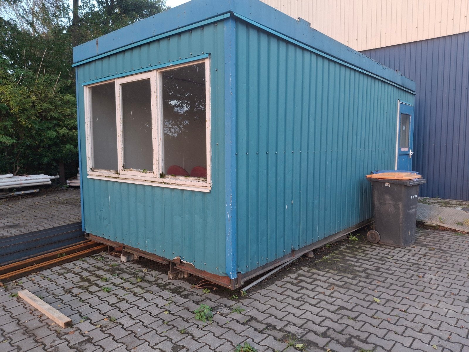 Kantoorunit/Keet 6x3 meter, op slede., Ophalen, Gebruikt, 8 meter of meer
