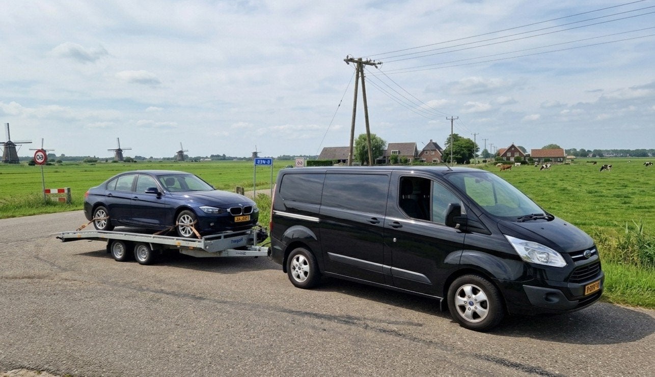 Auto transport inclusief chauffeur‍