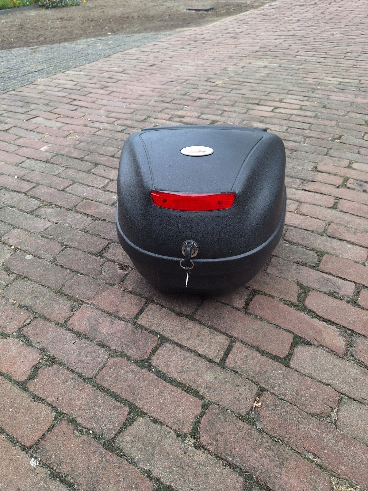 helm koffer zo goed als nieuw, Ophalen, Zo goed als nieuw