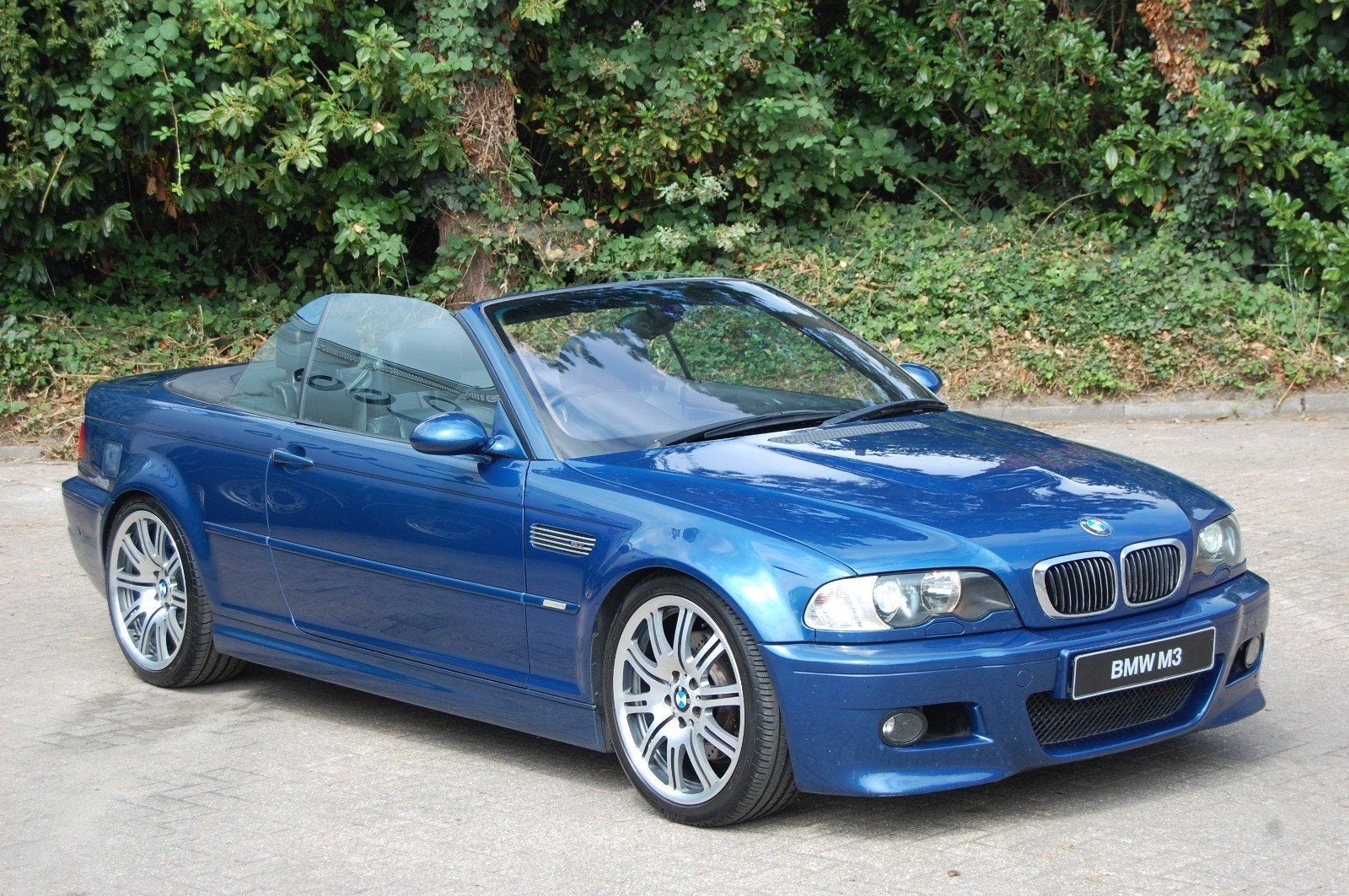BMW E46 M3 3.2 Cabrio SMGII • 2002 • 343 PK • RHD, Automaat, Achterwielaandrijving, Zwart, Cabriolet