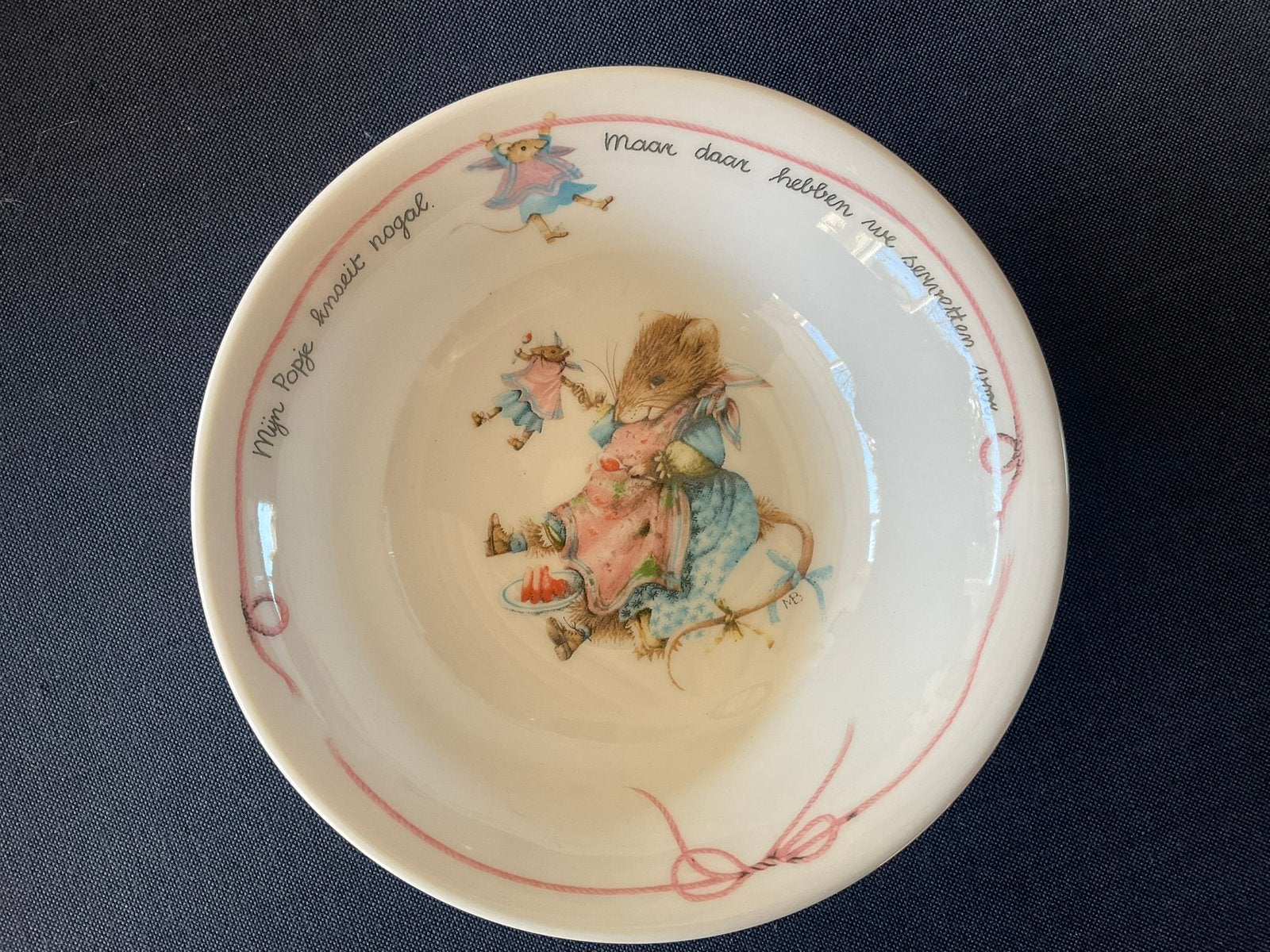 Wedgwood schaaltje eierdopen mok Libelle VERA DE MUIS, Huis en Inrichting, Ophalen of Verzenden, Zo goed als nieuw, Porselein