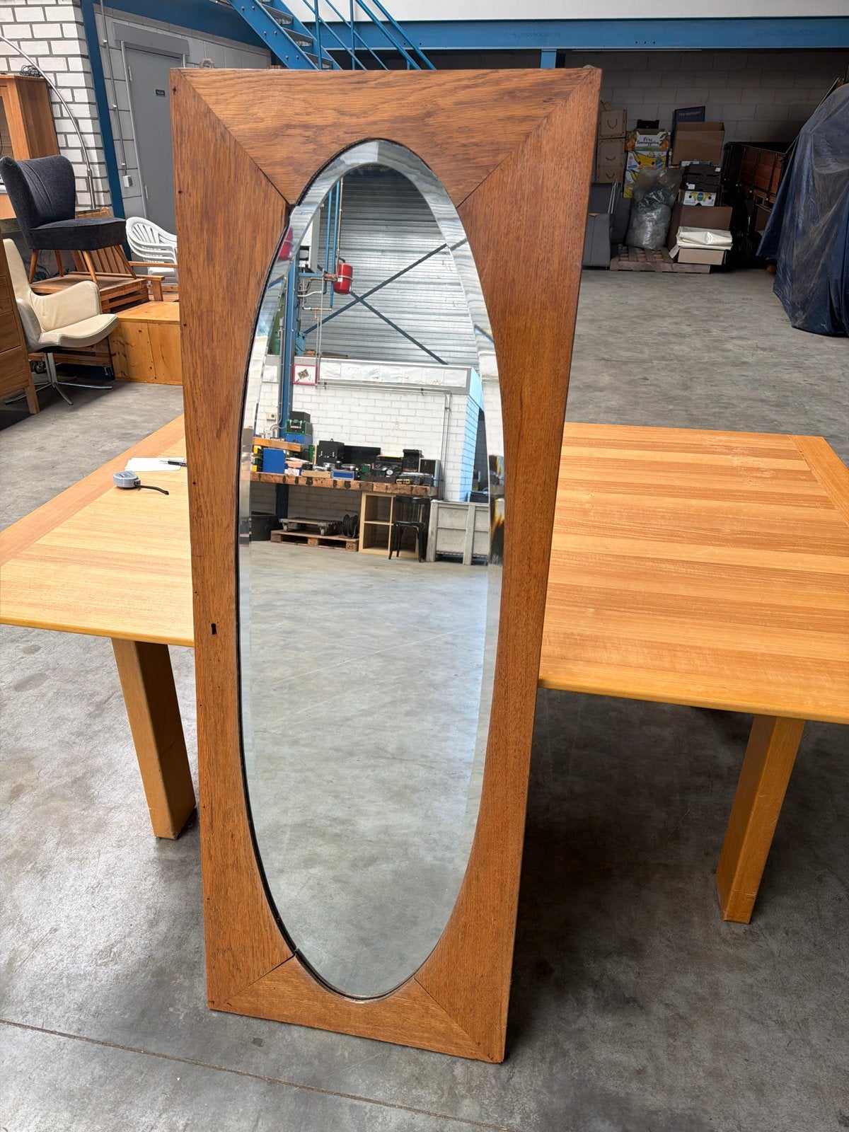 Vintage houten spiegel met ovale vorm, Ophalen, Ovaal, 50 tot 100 cm, 150 tot 200 cm