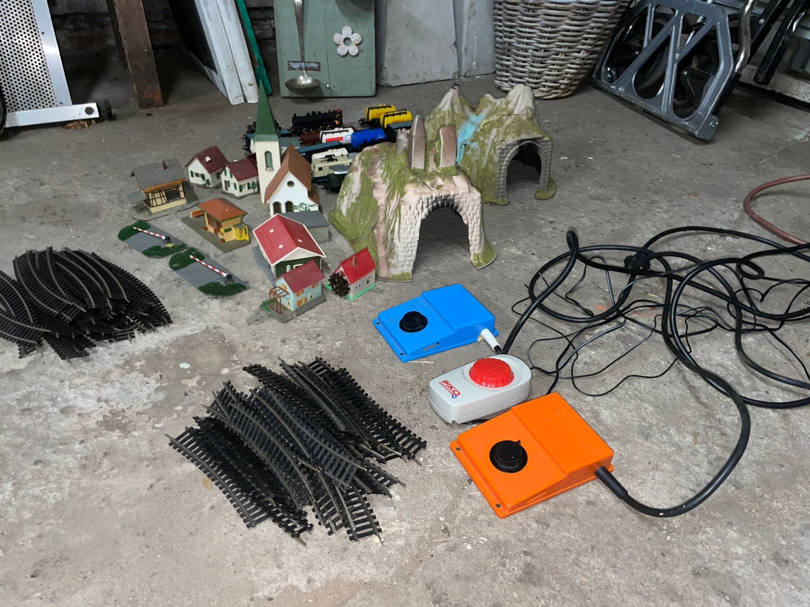 Complete Piko H0 treinverzameling met rails, wagons enz., Hobby en Vrije tijd, Ophalen, Gebruikt, Gelijkstroom, Piko