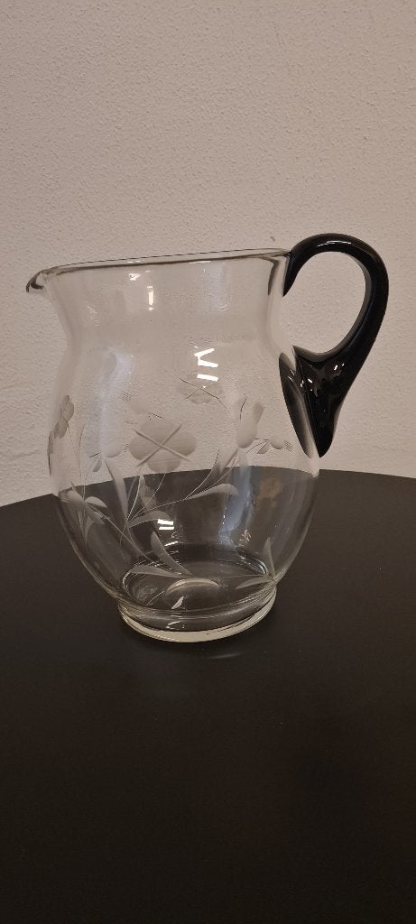 Vintage glazen schenkkan, Ophalen