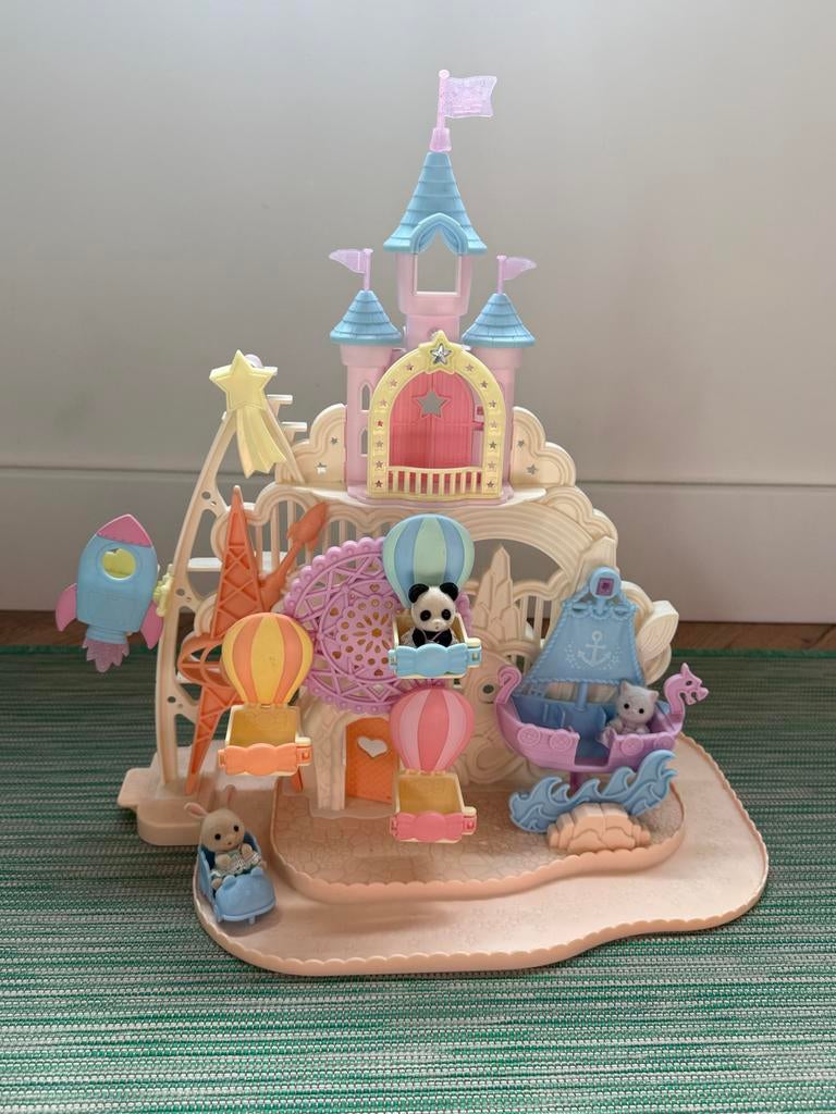 Sylvanian Families Kasteel Speelset met veel Toebehoren, Ophalen of Verzenden, Gebruikt, Jongen of Meisje