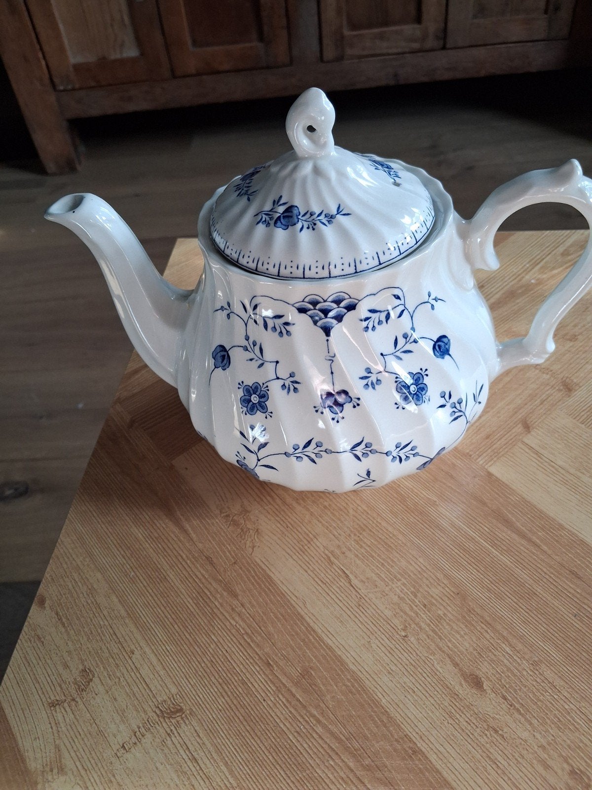 Saksische theepot, Ophalen of Verzenden