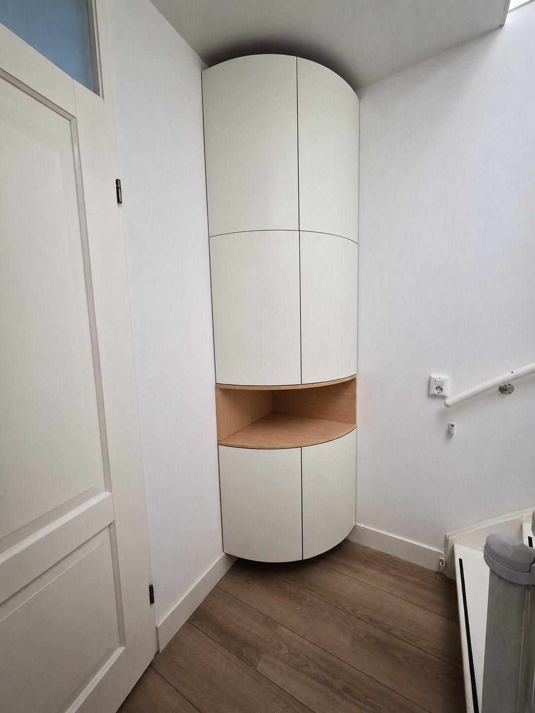 Hoekkast op maat // ROND // hoog of laag // HANDGEMAAKT, Ophalen of Verzenden, Nieuw