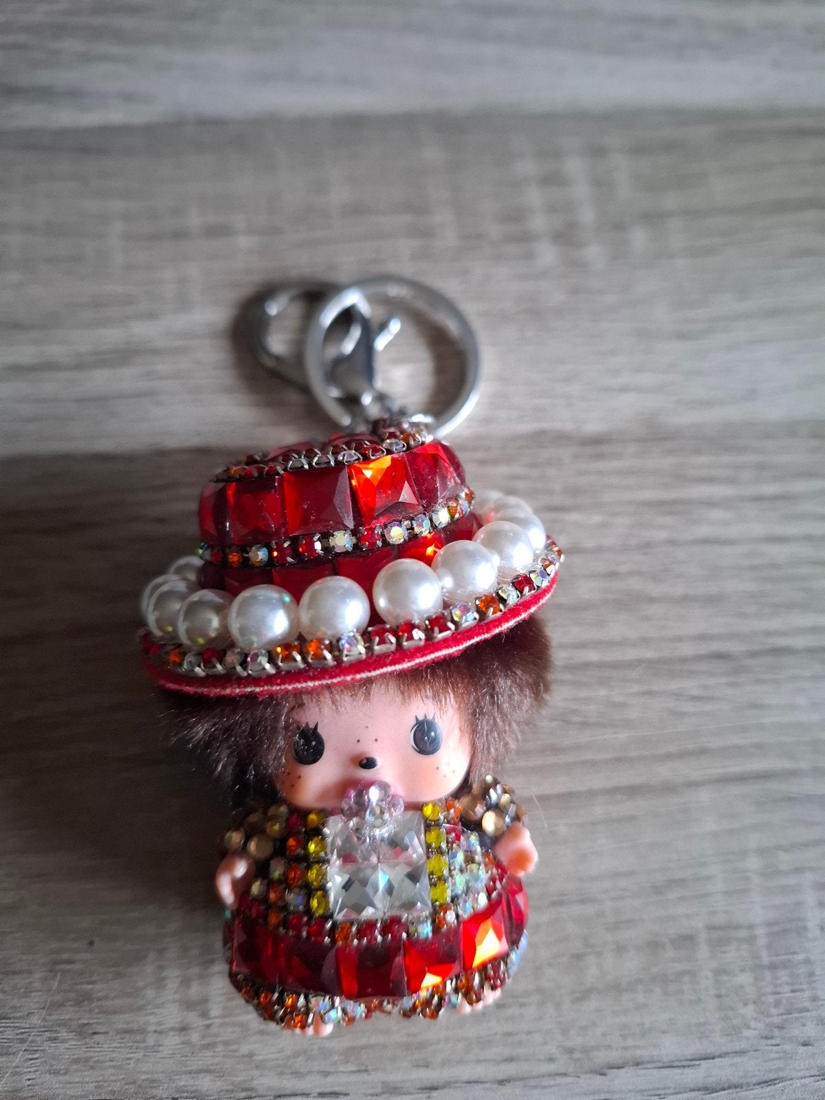 Sleutelhanger Monchhichi-stijl met strass en parels, Ophalen, Zo goed als nieuw, Knuffel of Figuurtje