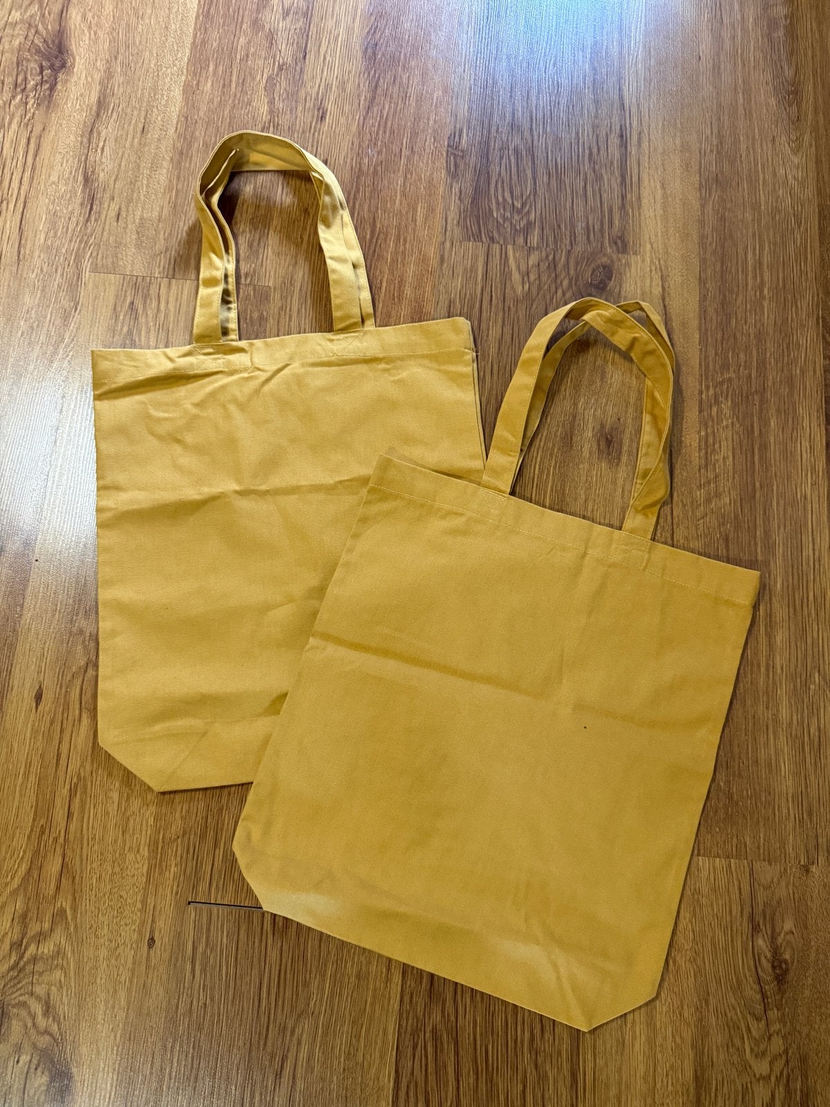 Set van 2 oker gele stoffen tassen - Shoppers, Ophalen of Verzenden, Gebruikt, Geel, Shopper
