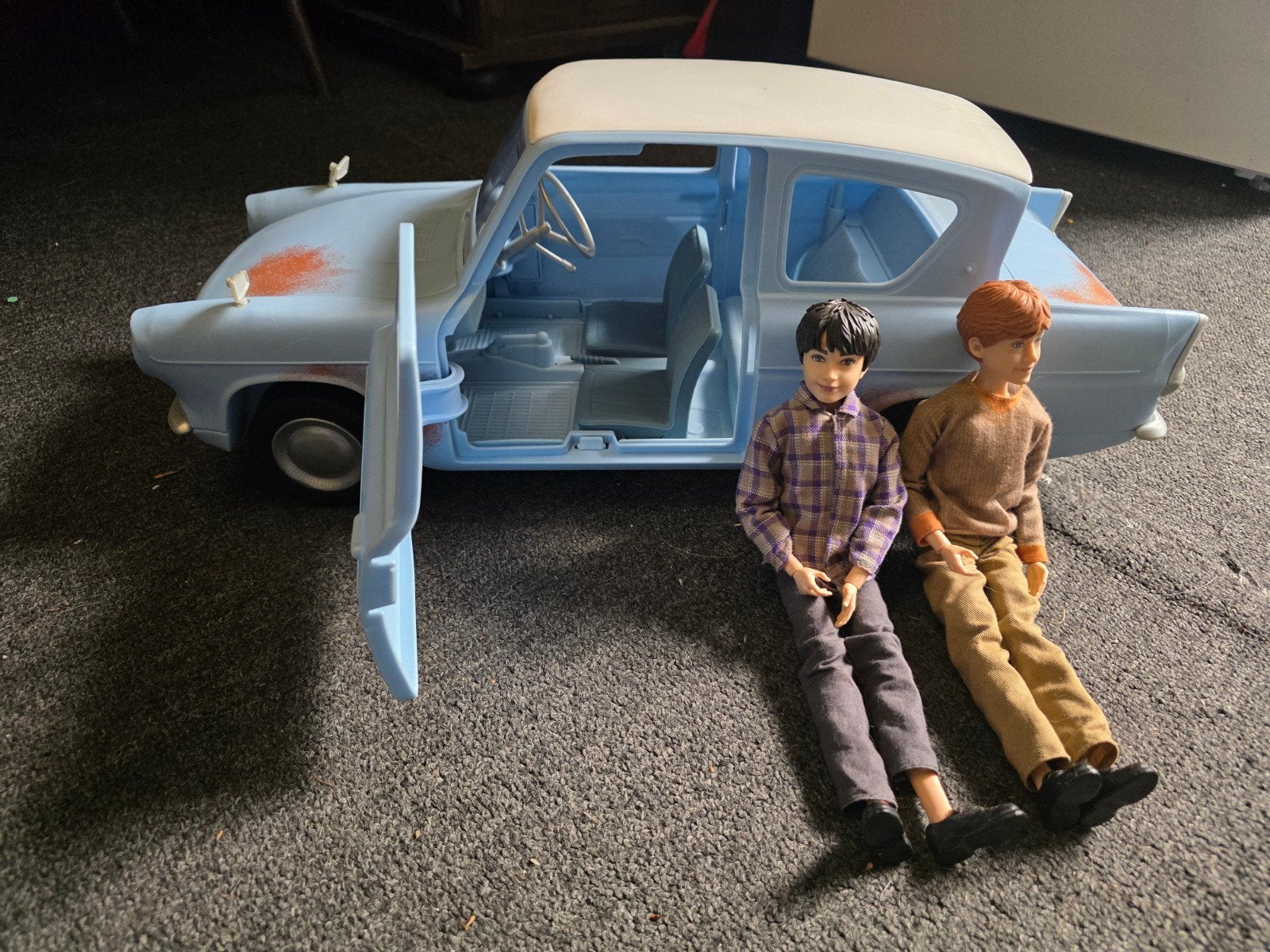 Harry Potter Vliegende Ford Anglia met Harry en Ron poppen, Ophalen, Gebruikt
