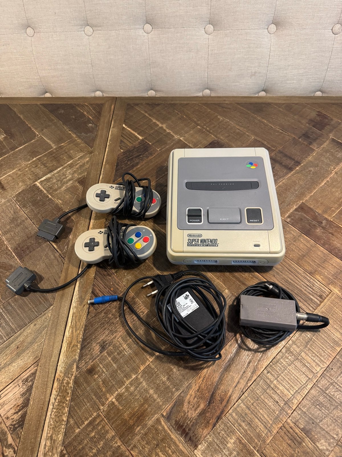 Super Nintendo SNES Console met 2 Controllers en Kabels, Ophalen, Gebruikt, Met 2 controllers