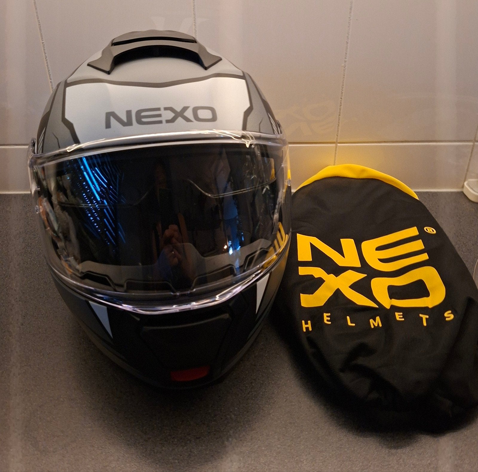 Nexo Motorhelm - Maat M - Nieuw in doos, Motoren, Ophalen of Verzenden, Tweedehands, Systeemhelm, Overige merken