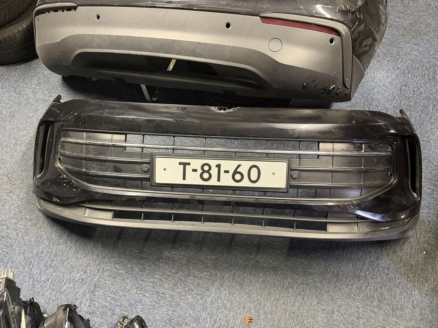 Tiguan voorbumper /bumpergrillen, Gebruikt, -, Voor, -