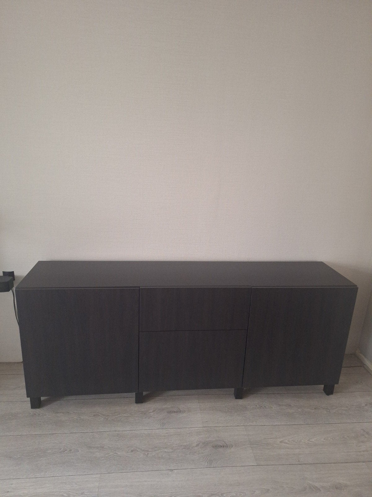 BESTA Dressoir, Ophalen, 25 tot 50 cm, 150 tot 200 cm