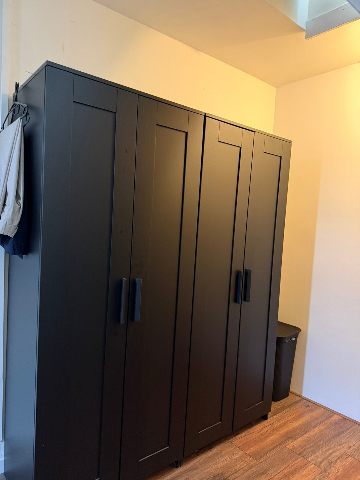 2 nette kledingkasten zwart, Huis en Inrichting, Ophalen, 50 tot 100 cm, Zo goed als nieuw, 150 tot 200 cm