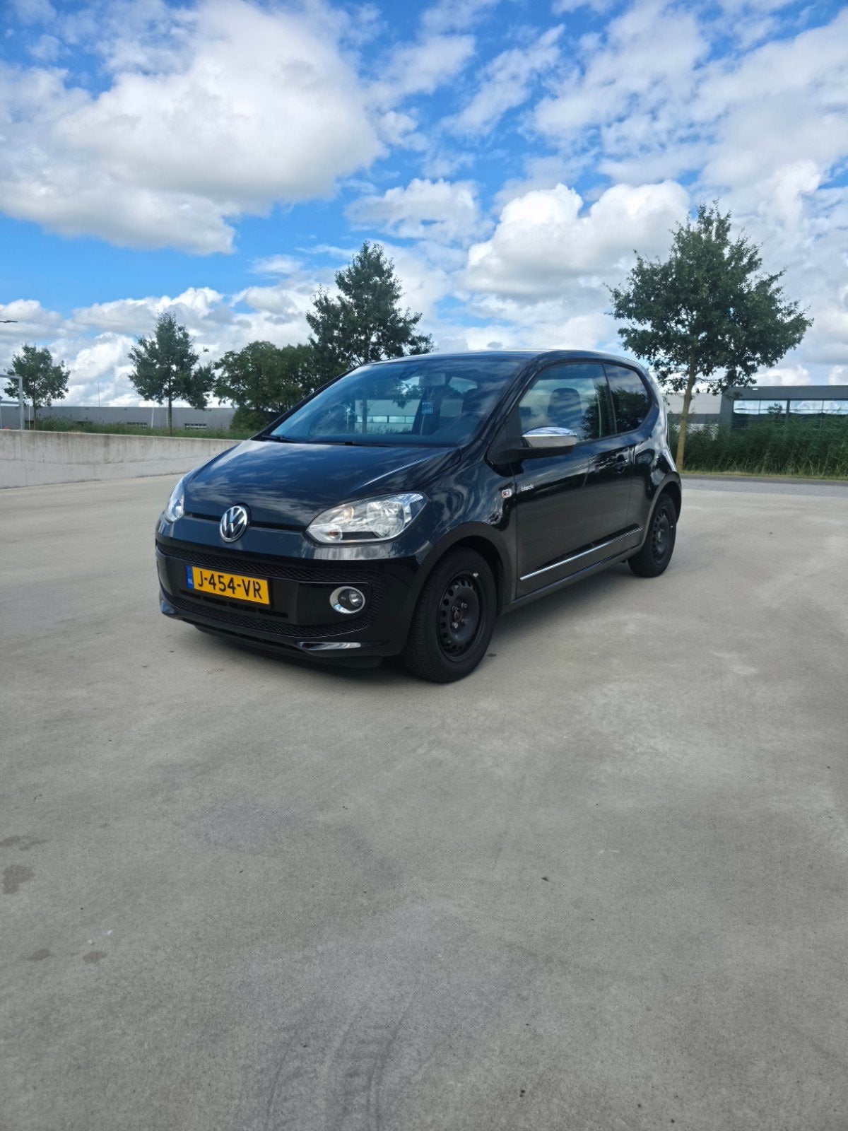 Volkswagen up high up 1.0 44KW 2012 Zwart vw up black editie, Voorwielaandrijving, Up!, 4 stoelen, Leder en Stof