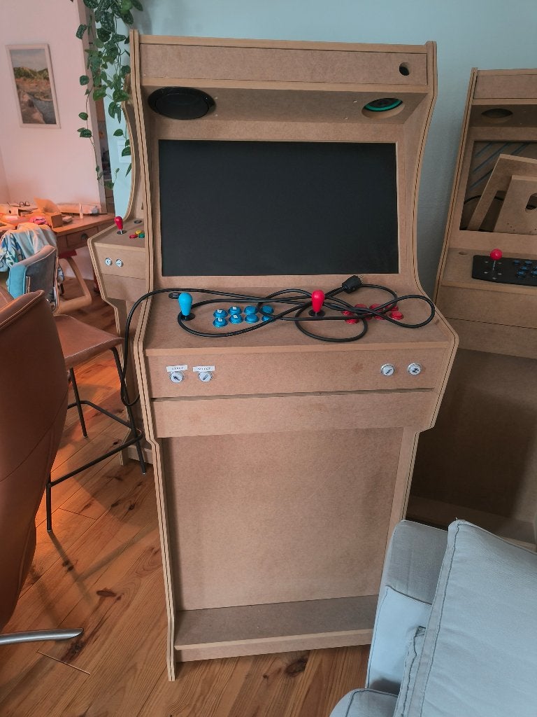 Arcadekast (evt. met div. apparatuur).  Mooi hobbyproject !, Ophalen, Overige merken, Nieuw