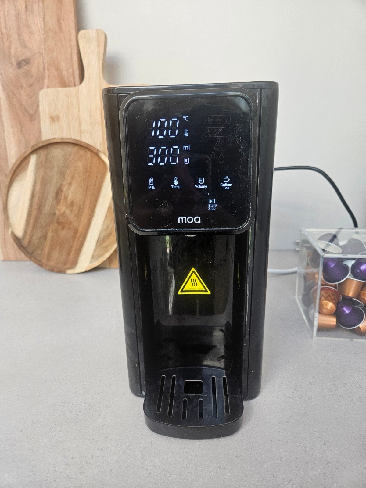 Moa Heetwater Dispenser - Direct Kokend Water, 1 tot 2 liter, Ophalen, Zo goed als nieuw
