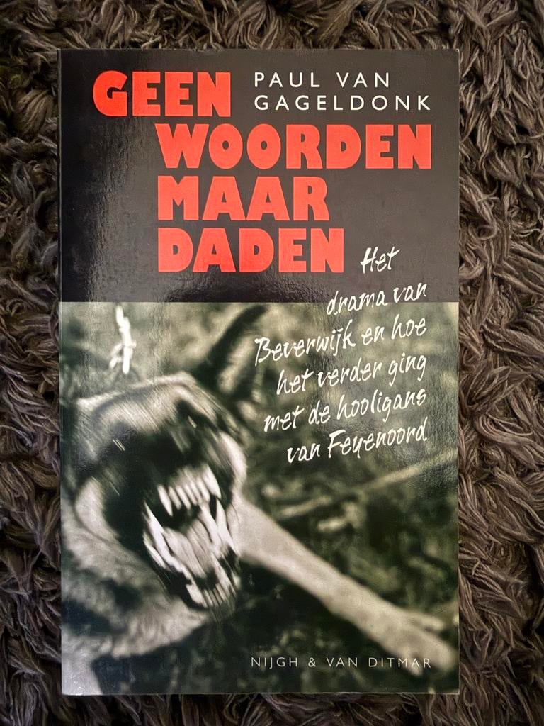 P. van Gageldonk - Geen woorden maar daden, Boeken, Ophalen of Verzenden, Zo goed als nieuw, P. van Gageldonk