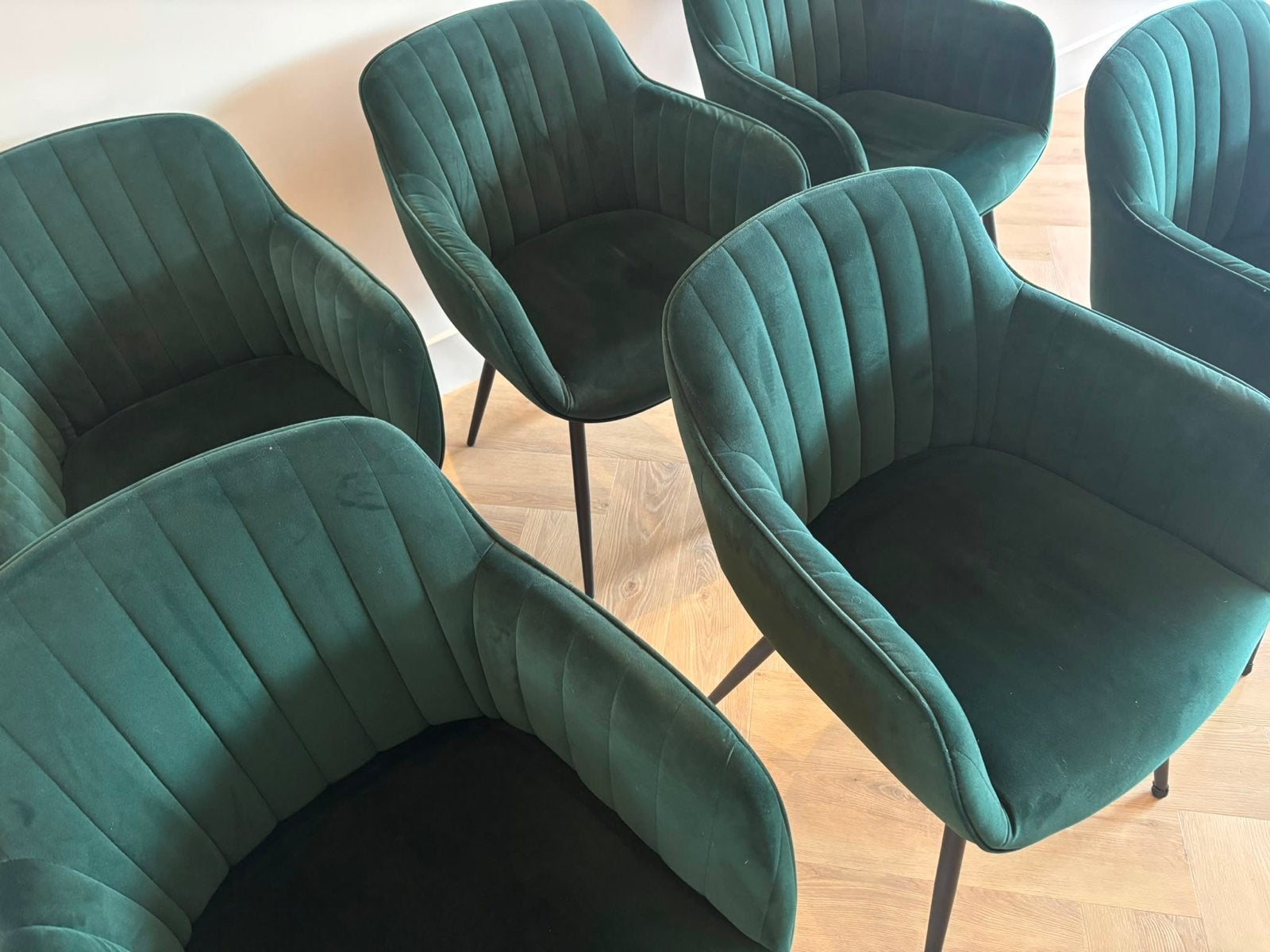 6x Kwantum Como eetkamerstoelen suede groen, Ophalen, Overige kleuren, Zo goed als nieuw, Stof
