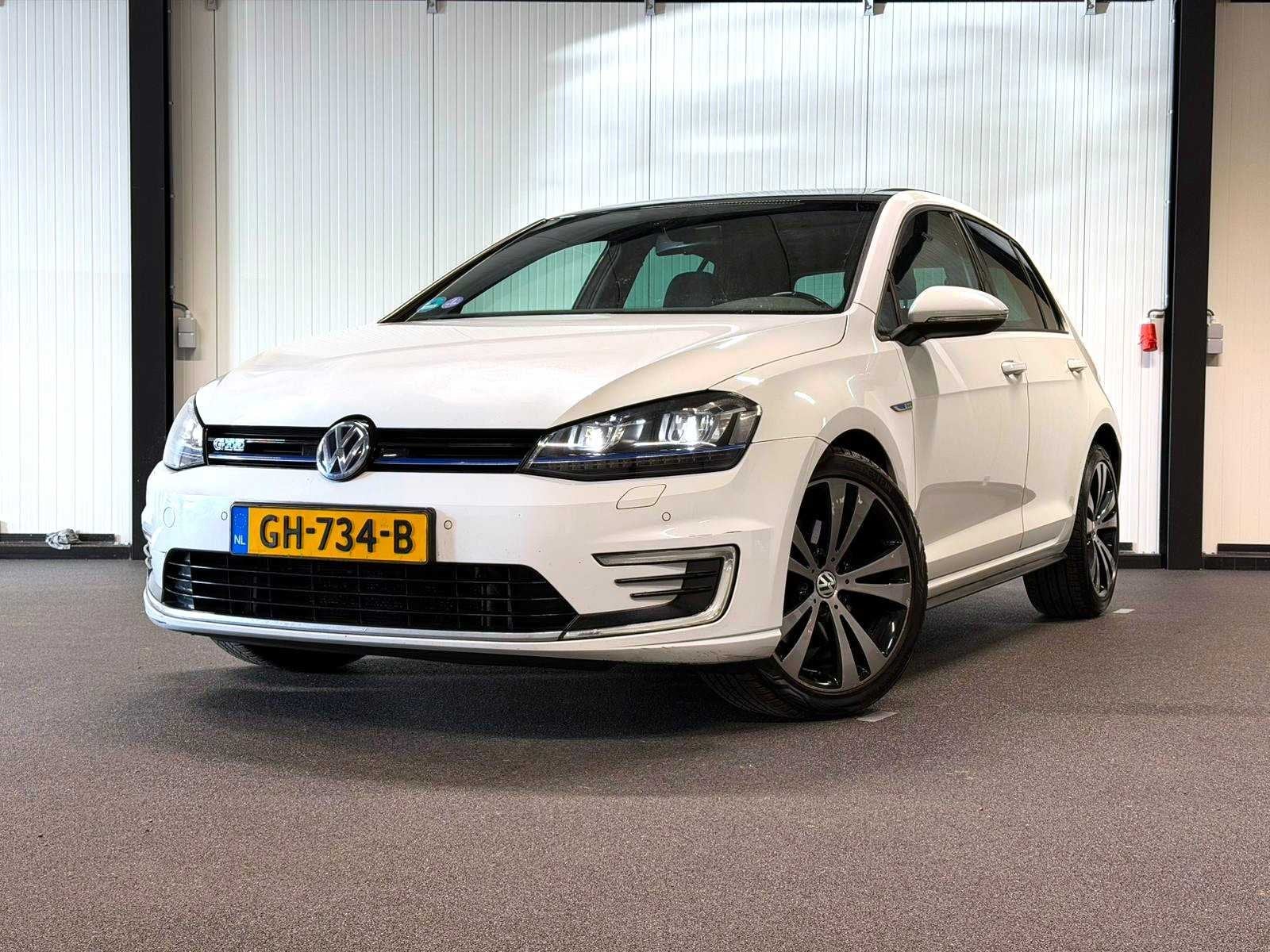 Volkswagen - Golf - 1.4 TSI GTE 2015 GH-734-B iaw, Gebruikt, Euro 6, 4 cilinders, 150 pk