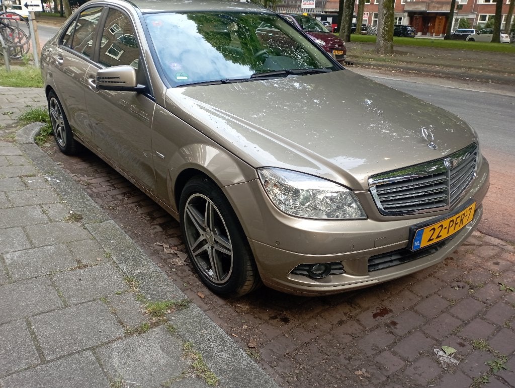Mercedes-Benz C-Klasse 1.8 C180 CGI Sedan 2011 Beige, 1385 kg, Euro 5, 1800 kg, Beige