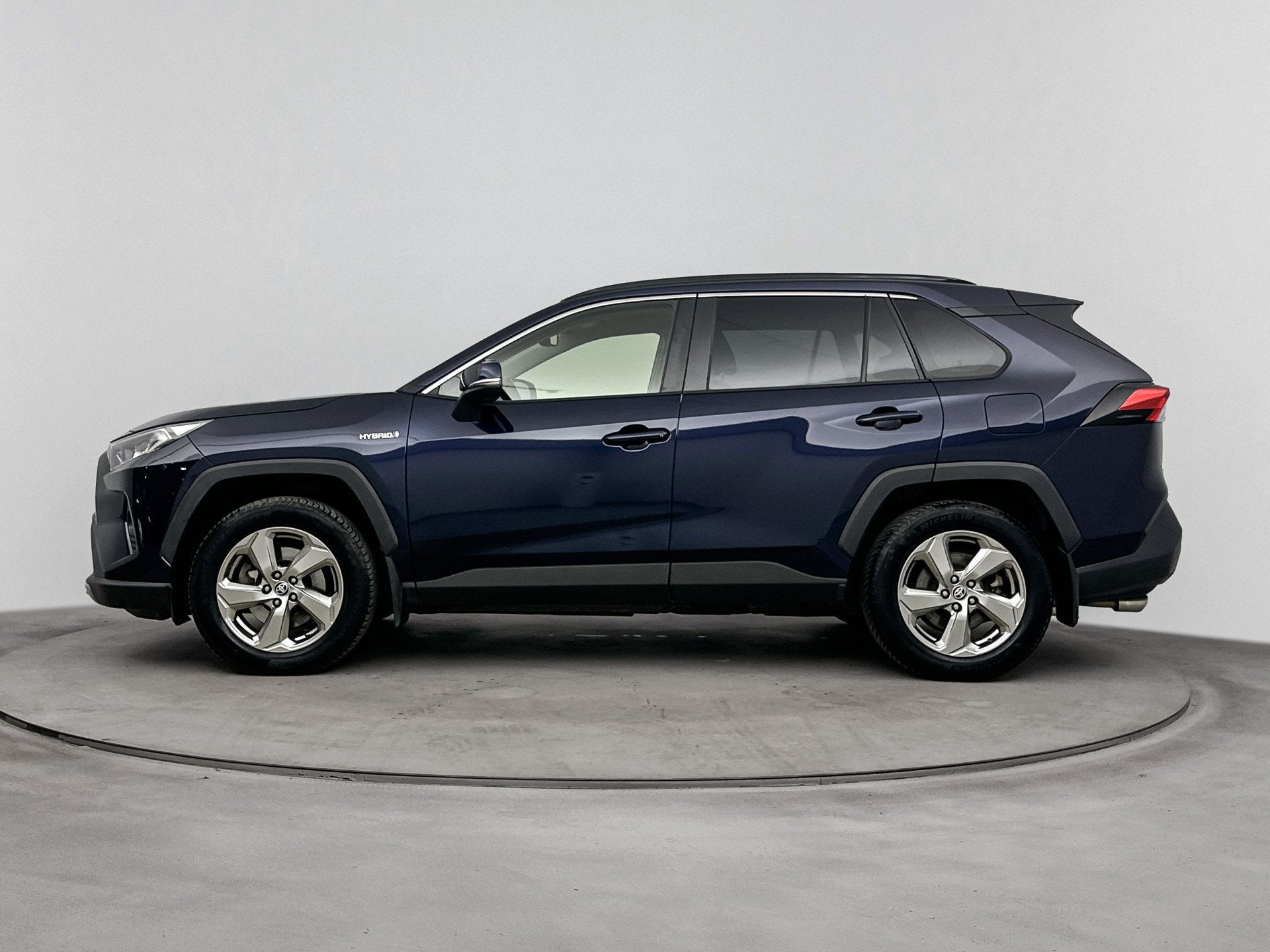 Toyota RAV4 2.5 Hybrid AWD Dynamic | Cruise Control Adaptief, Automaat, 12 maanden, Stof, Gebruikt