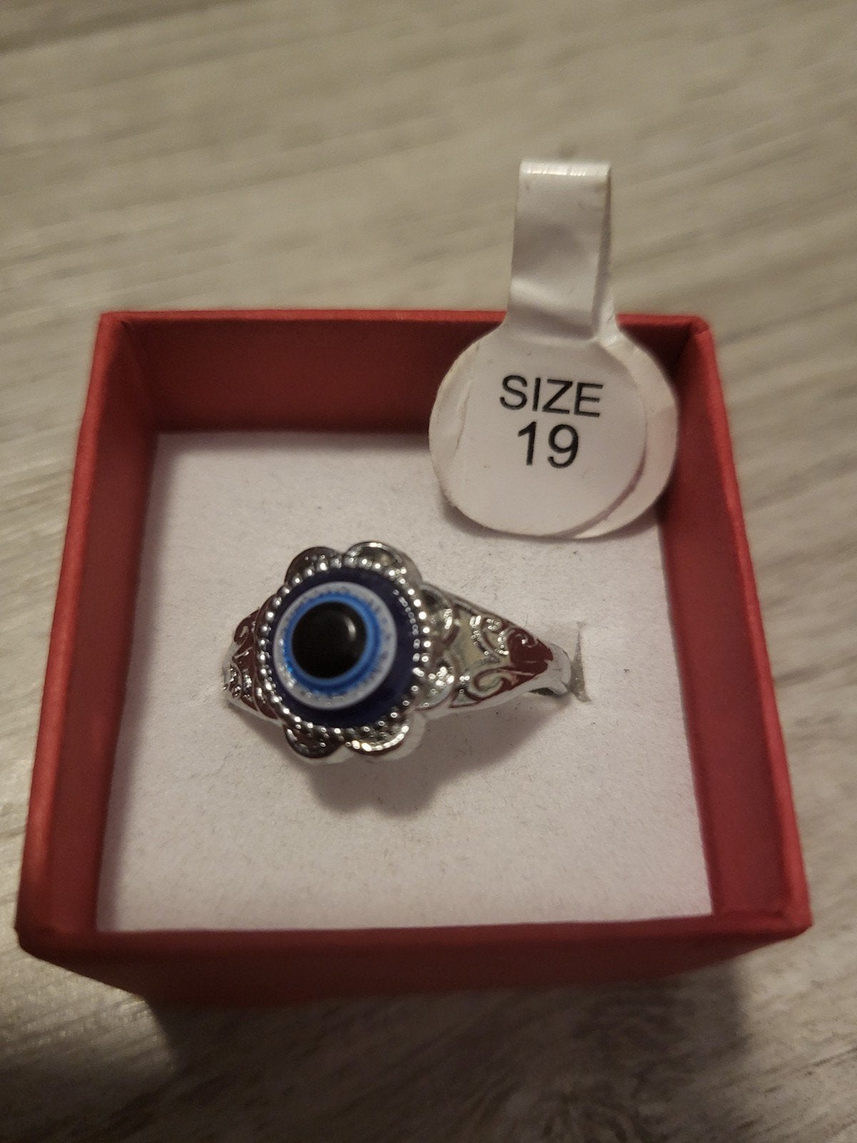 Nieuwe ring met blauw oog, maat 19, Sieraden, Tassen en Uiterlijk, Ringen, Overige materialen, Blauw, 19 tot 20, Nieuw