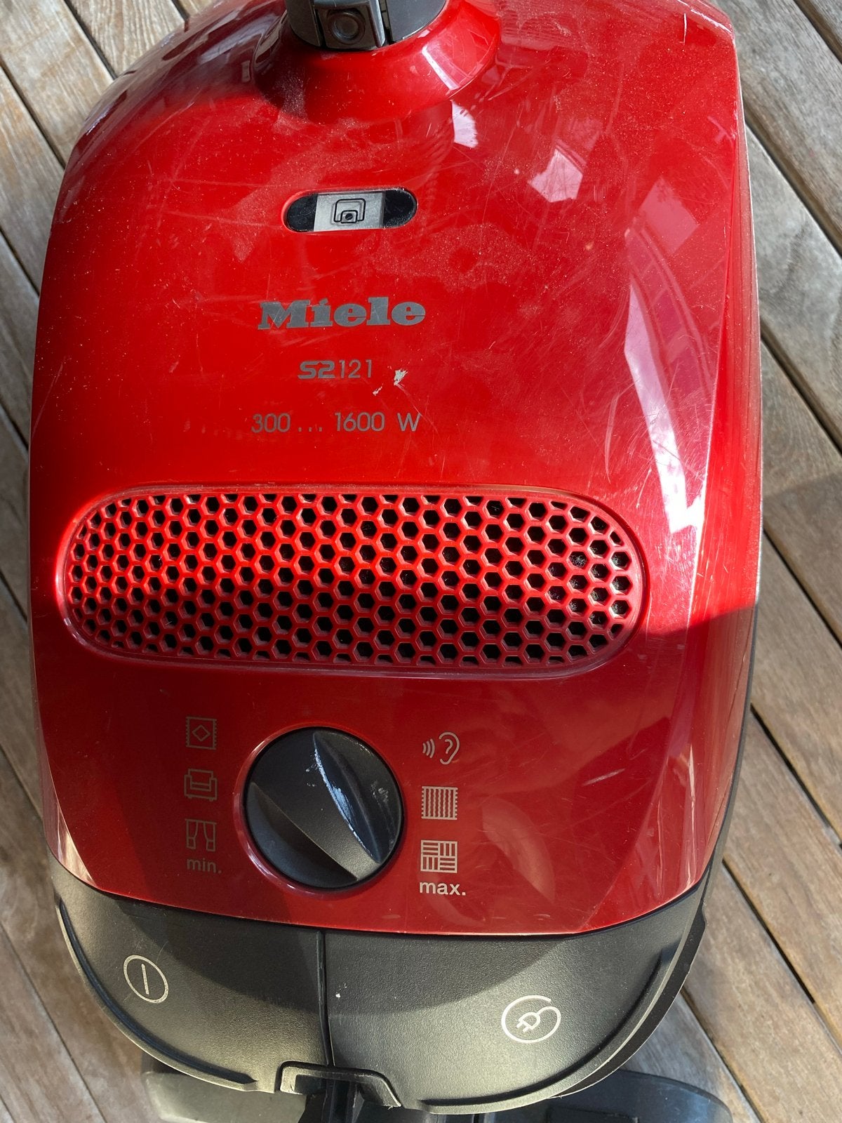 Miele S2121 Stofzuiger - Krachtig en Betrouwbaar, Gebruikt, Miele, Sledestofzuiger, 1200 tot 1600 watt