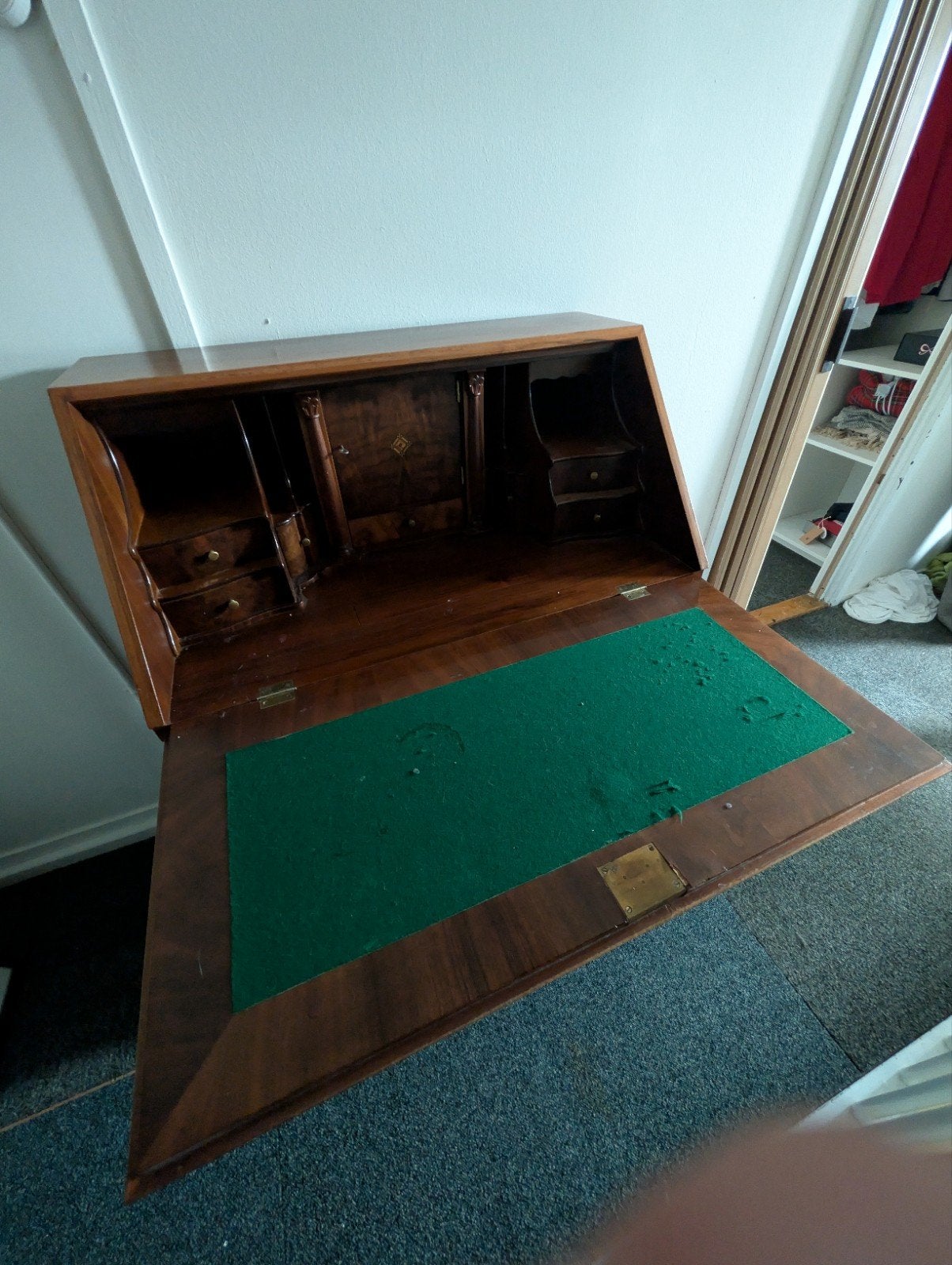 Antiek secretaire bureau met groen vilt, Ophalen