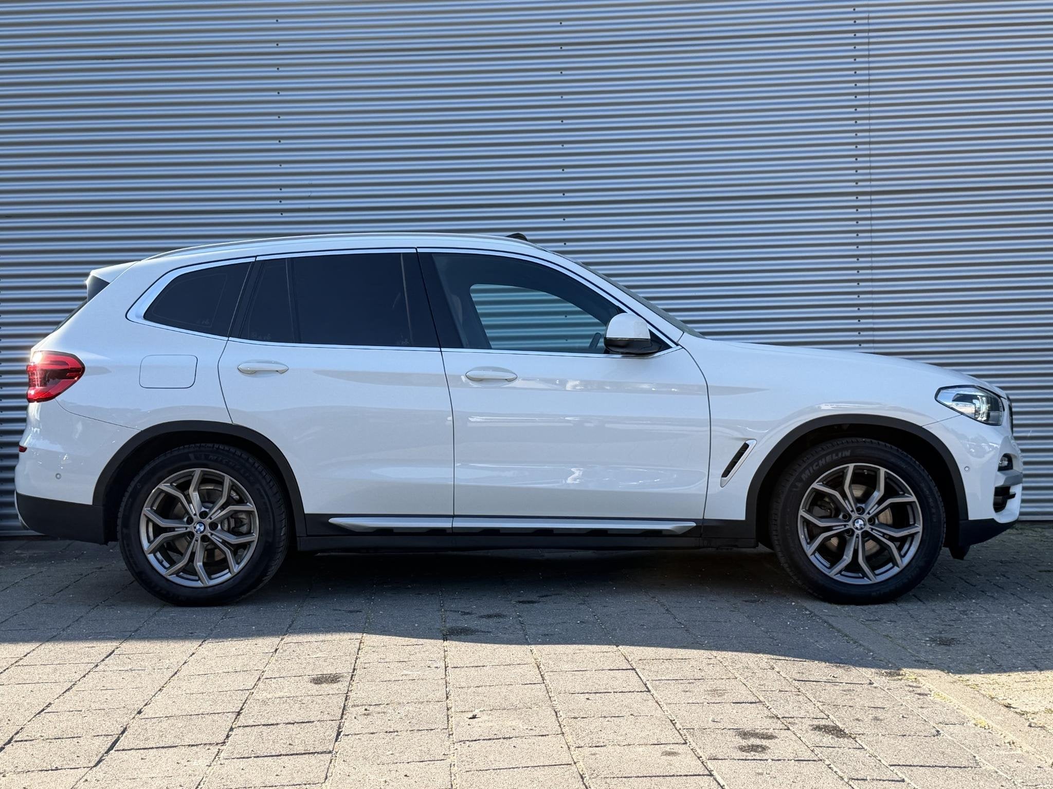 BMW X3 xDrive20i High Executive | Schuifdak | Trekhaak | Spo, Auto's, BMW, Automaat, 1998 cc, 4 cilinders, 2000 kg