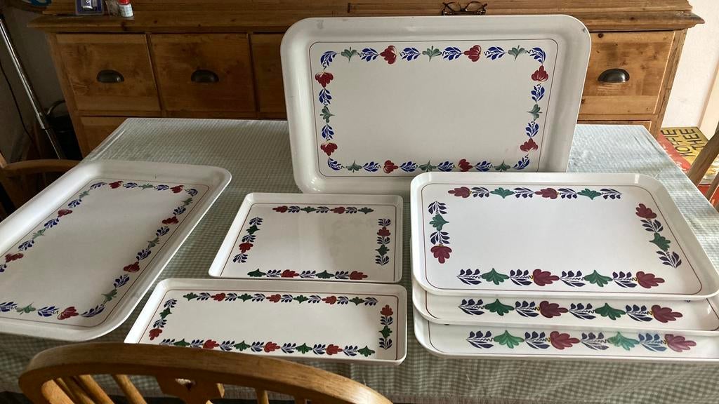 Boerenbont Dienbladen, Overige typen, Ophalen of Verzenden, Zo goed als nieuw, Aardewerk