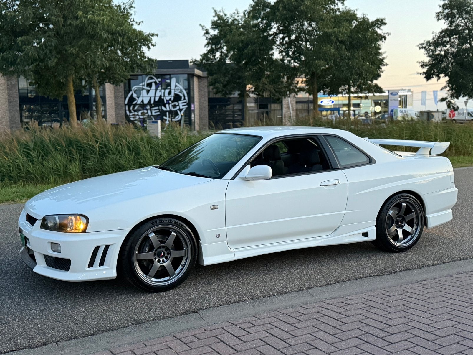 Nissan Skyline R34 GT-T NEO Altia 1998 281PK Uniek! GTR/GTT, Automaat, Zwart, Bedrijf, Xenon verlichting