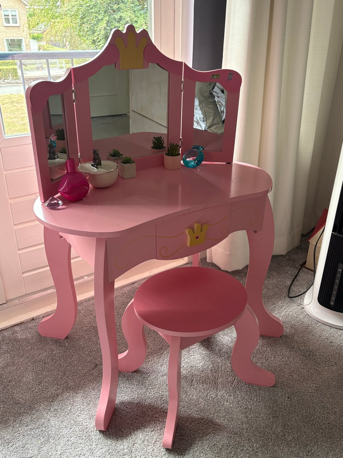 Roze prinsessen make-up tafel met krukje, Ophalen, Zo goed als nieuw, Tafel