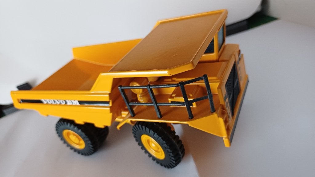 Modelauto 1: 50, Hobby en Vrije tijd, Modelauto's | 1:50, Ophalen of Verzenden, Nieuw, Bus of Vrachtwagen, Overige merken