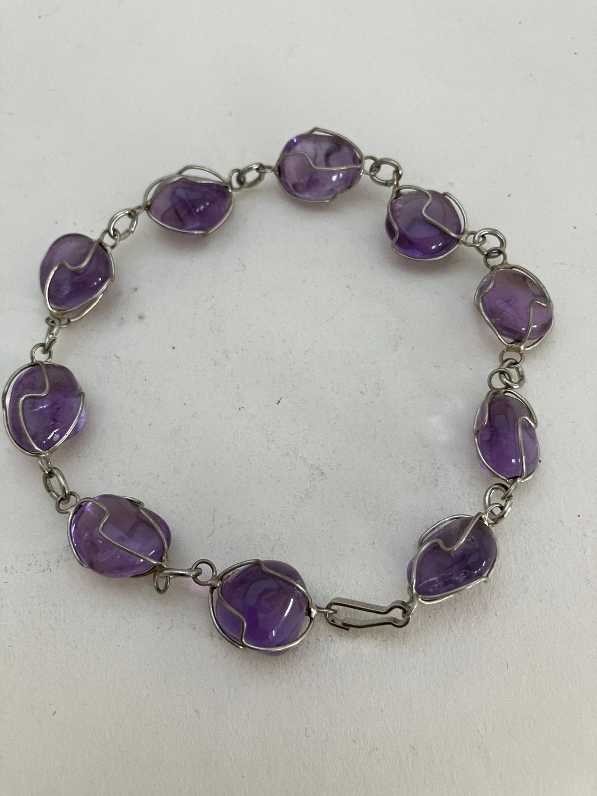 Amethist armband, Sieraden, Tassen en Uiterlijk, Ophalen of Verzenden, Zo goed als nieuw, Paars, Overige materialen