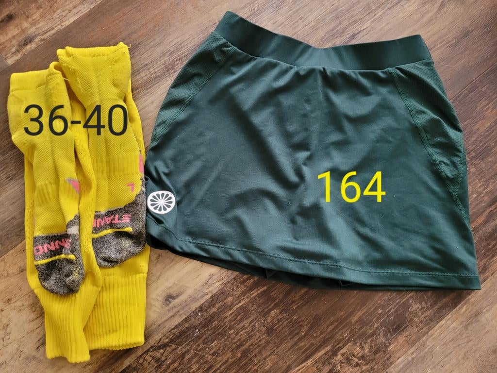 Hockey kleding: rokje (maat 164) en sokken (maat 36-40), Ophalen of Verzenden