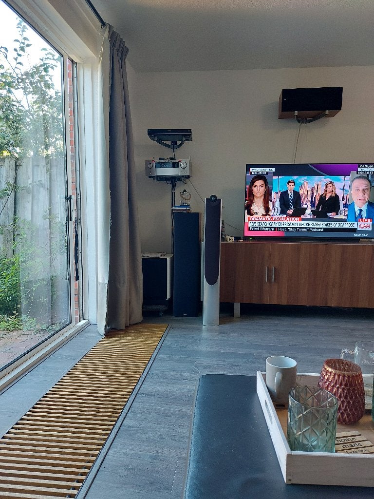 B&W XT4 zilver aluminium slanke zuilen, Audio, Tv en Foto, Luidsprekers, Ophalen, Vloerstaande luidspreker, Gebruikt, 120 tot 150 watt