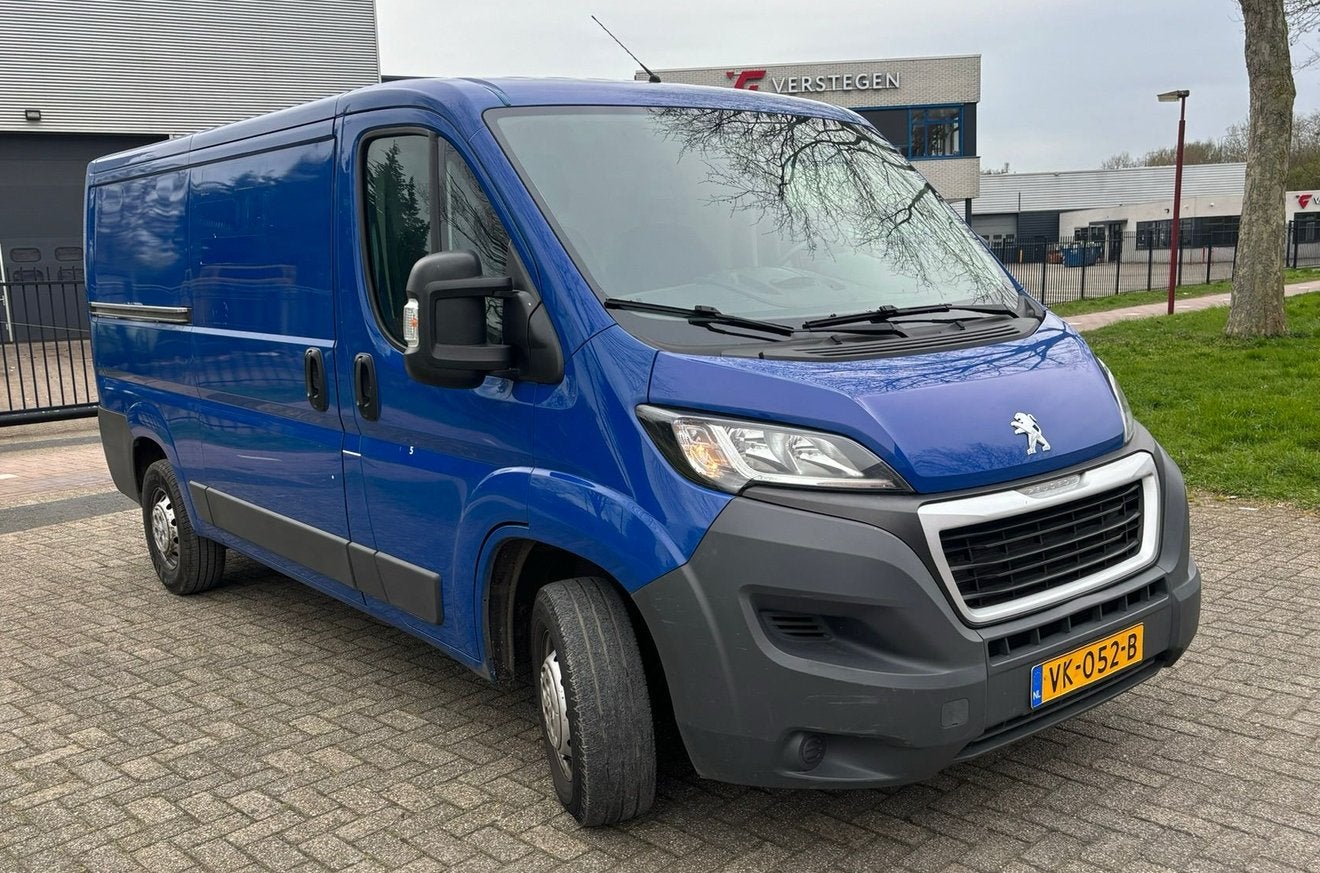 Peugeot Boxer 2.0 HDI L2H2 AC Trekhaak Schuifdeur EU5, Voorwielaandrijving, Euro 5, Stof, USB