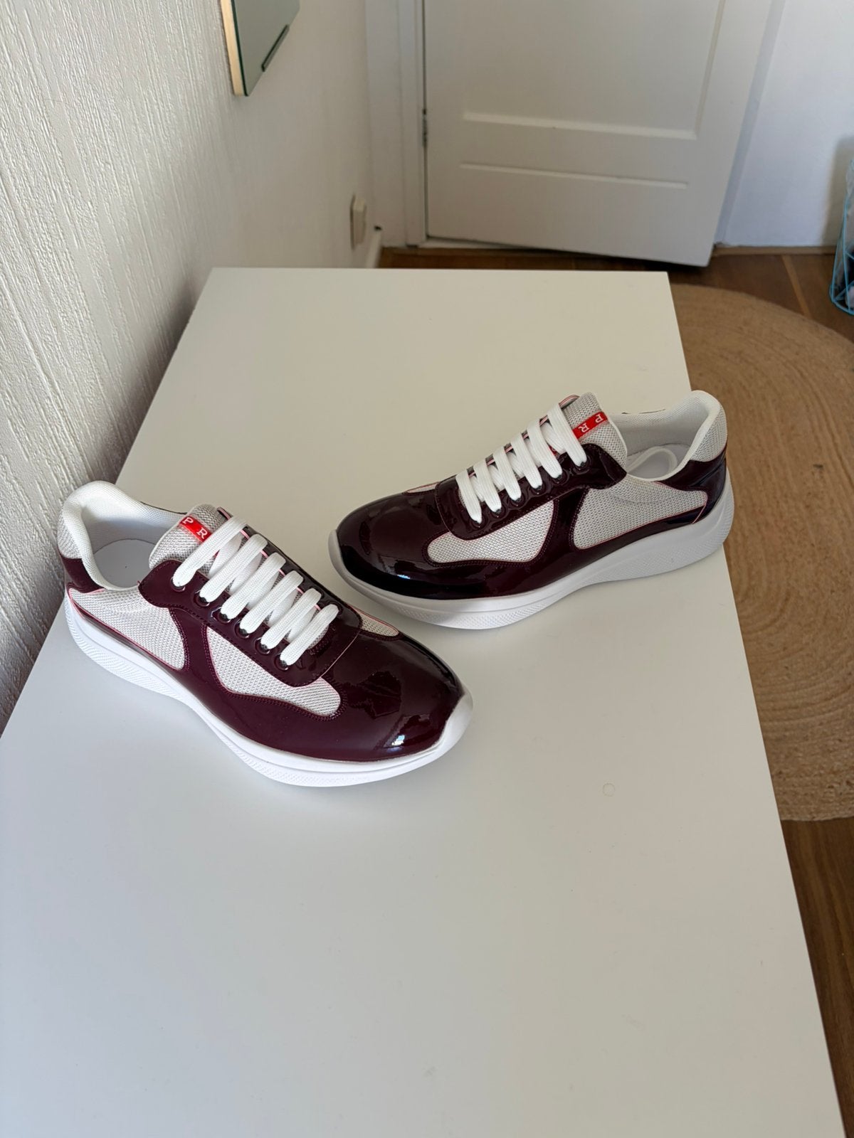 prada cups, Ophalen of Verzenden, Zo goed als nieuw, Overige kleuren